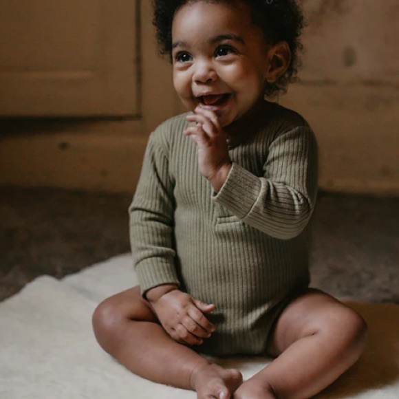 Simple Folk ribbed onesie - Picture 4 of 9